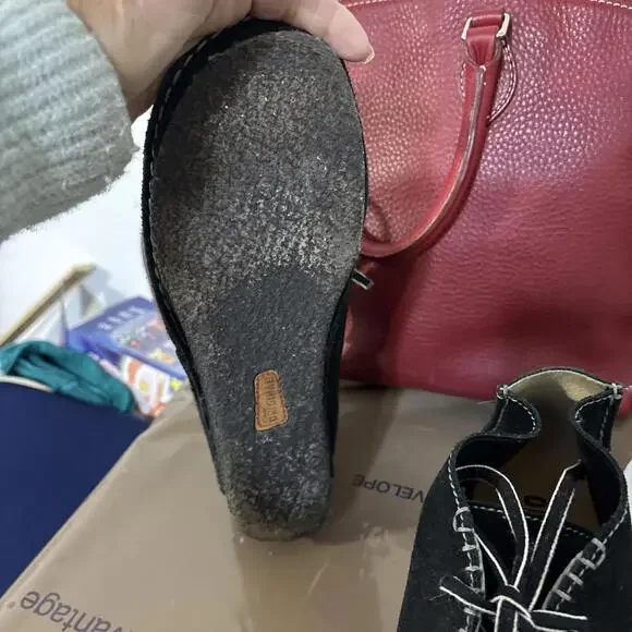 CLARKS ORIGINALS US10 Faraway Canyon Booties Black Leather Wedge Crepe Soul - Picture 11 of 12